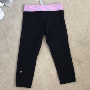 Black ivivva cropped leggings! size 12